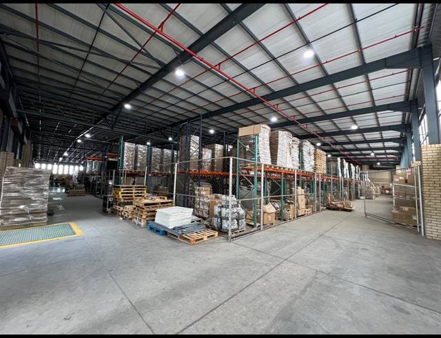 7,487M² WAREHOUSE FOR SALE IN STRIJDOMPARK
